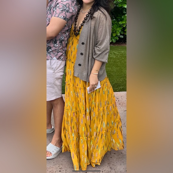 Saylor dress. Size medium. - Picture 3 of 4